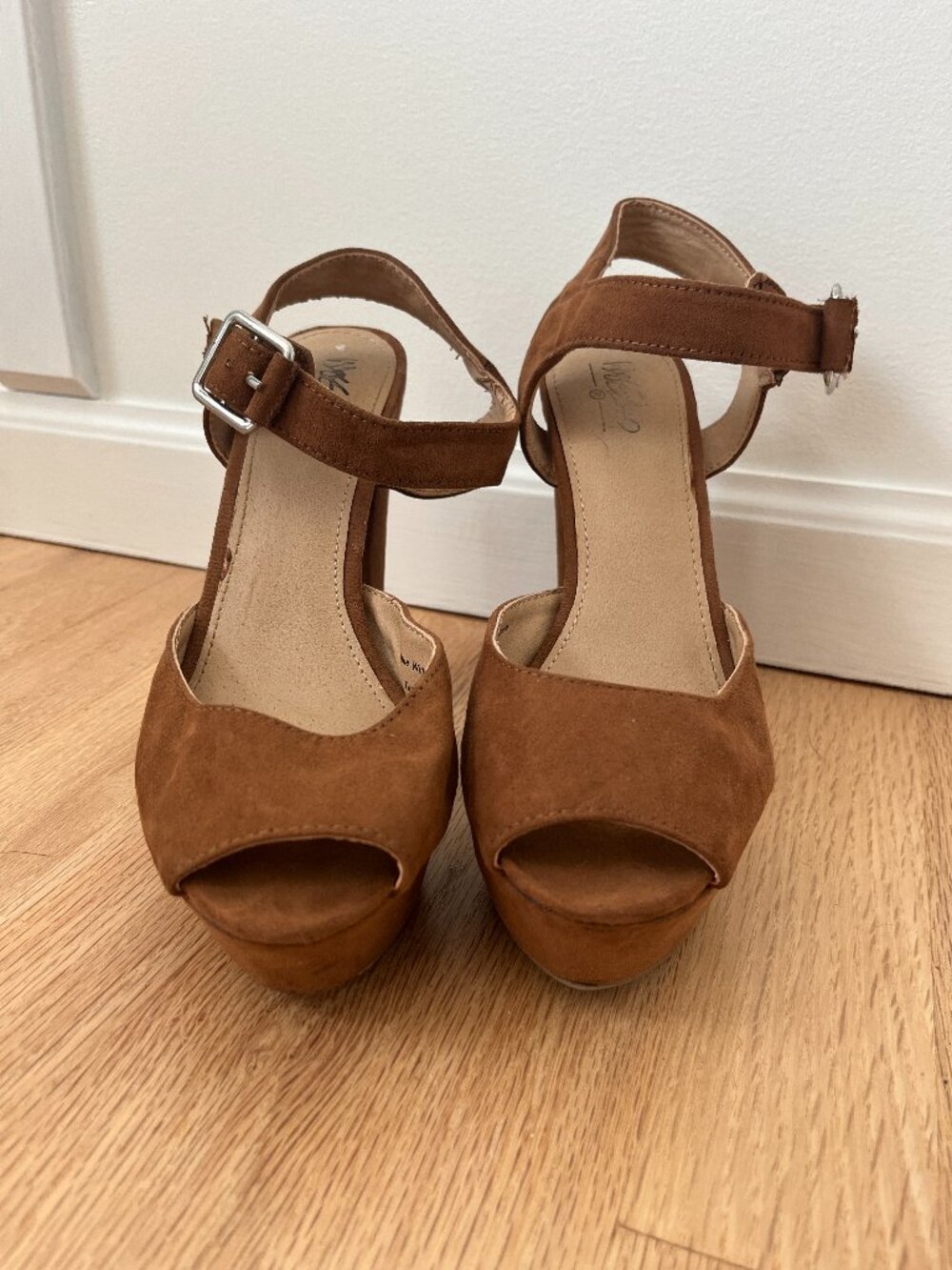 Mossimo Heels Women's 6.5